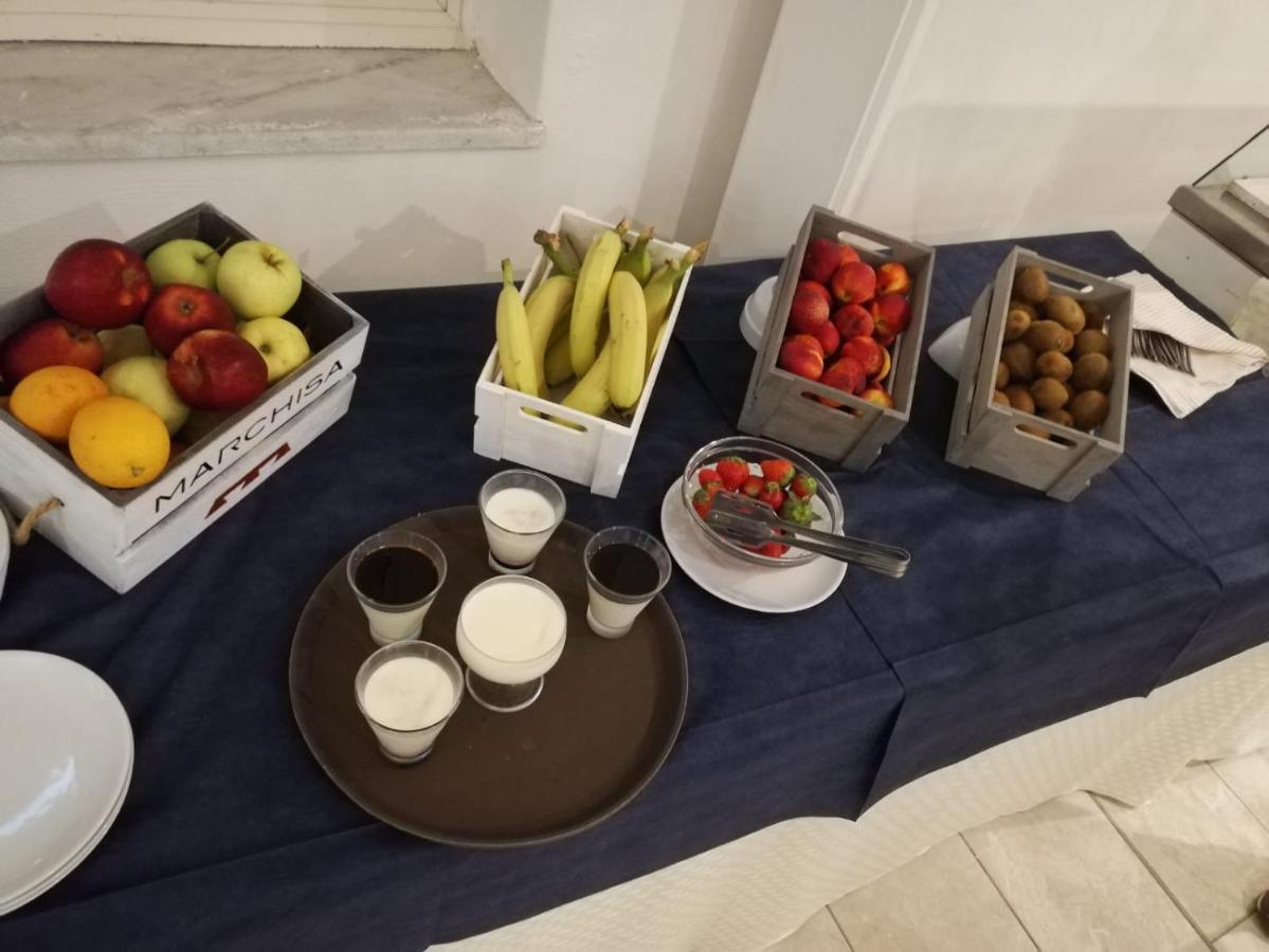 Le Roccette Mare Beach Hotel & Restaurant Тропея Экстерьер фото